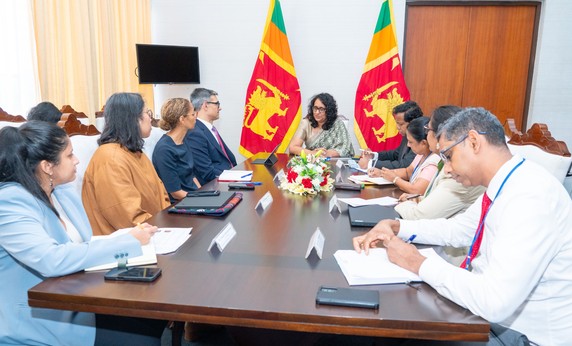 අගමැතිනිය සහ IMF නියෝජිත පිරිස අතර හමුවක්