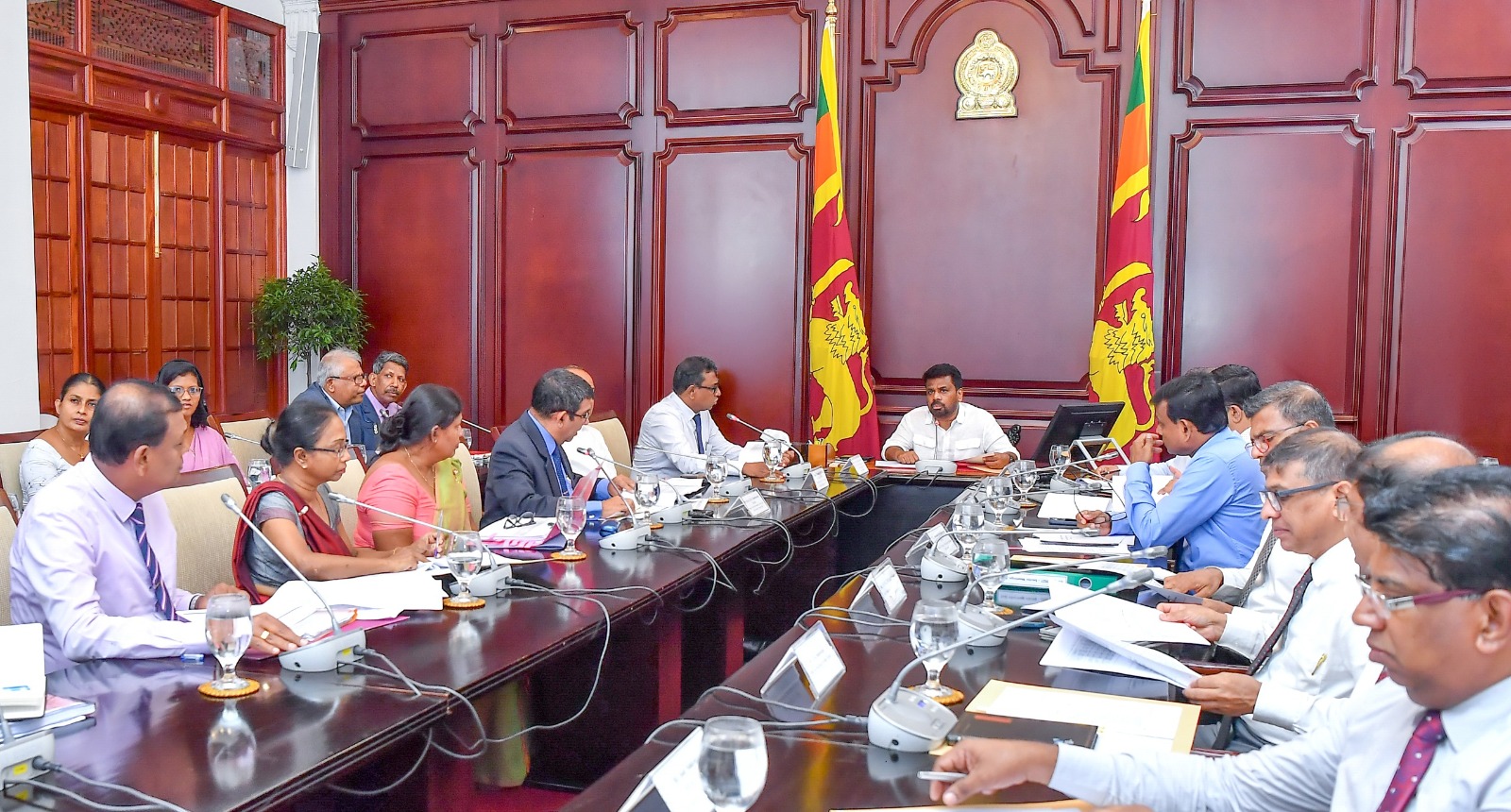 දුගී බව තුරන් කිරීම සඳහා පවුල් ඒකක කේන්ද්‍ර කරගත් ඒකාබද්ධ වැඩපිළිවෙළක් අවශ්‍යයි- ජනපති 