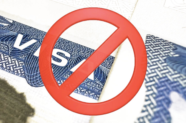 අමෙරිකානු රජය රටවල් 75ක සංක්‍රමණික වීසා අත්හිටුවයි