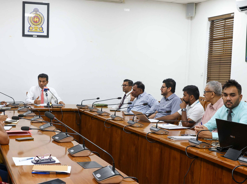 විද්‍යුත් විකාශන සමුළුවක් ශ්‍රී ලංකාවේ දී 