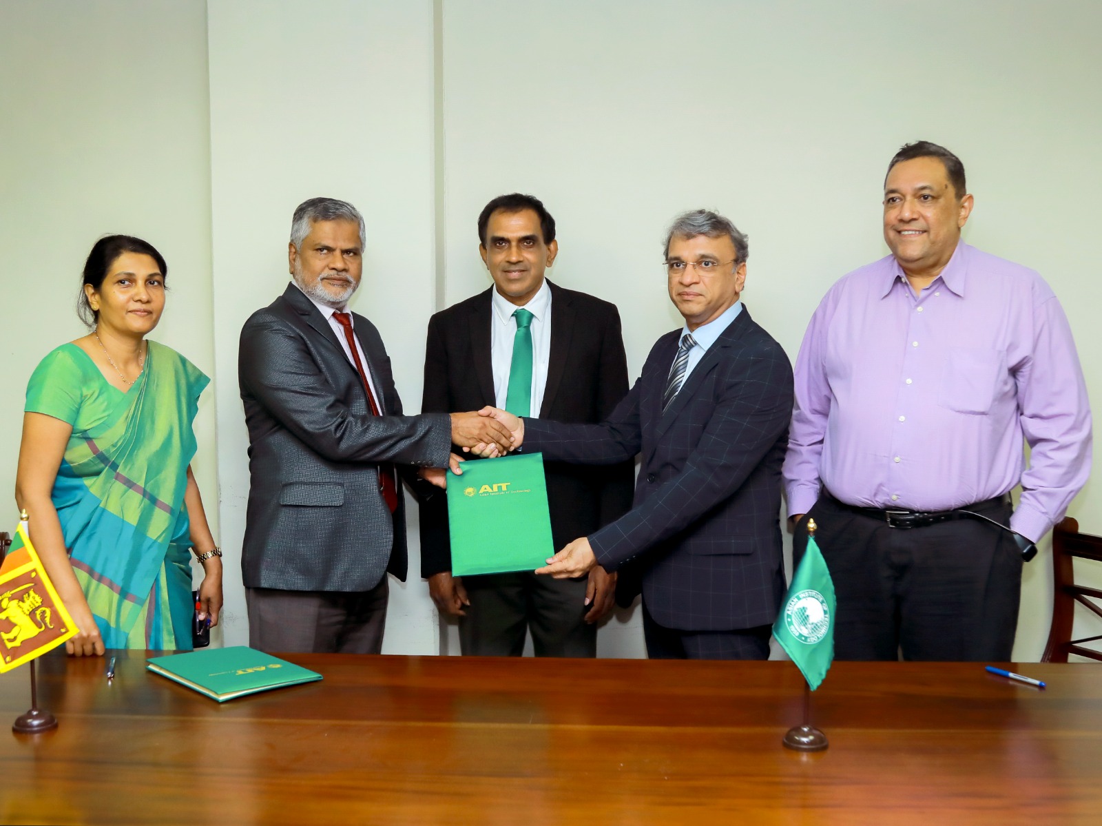 ශ්‍රි ලංකාව හා තායිලන්තය අතර තාක්ෂණ ක්ෂේත්‍රයේ සංවර්ධනයට අවබෝධතා ගිවිසුමක් 