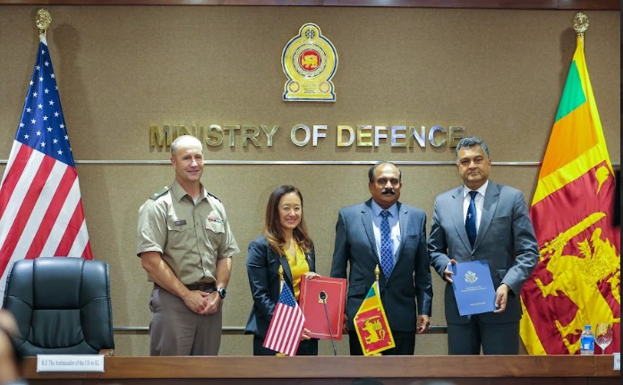 ඇමරිකා එක්සත් ජනපදය සහ ශ්‍රී ලංකාව අතර ආරක්‍ෂක හවුල්කාරිත්වය තවදුරටත් ශක්තිමත් කරන සුවිශේෂී අවබෝධතා ගිවිසුමක් අත්සන් කෙරේ