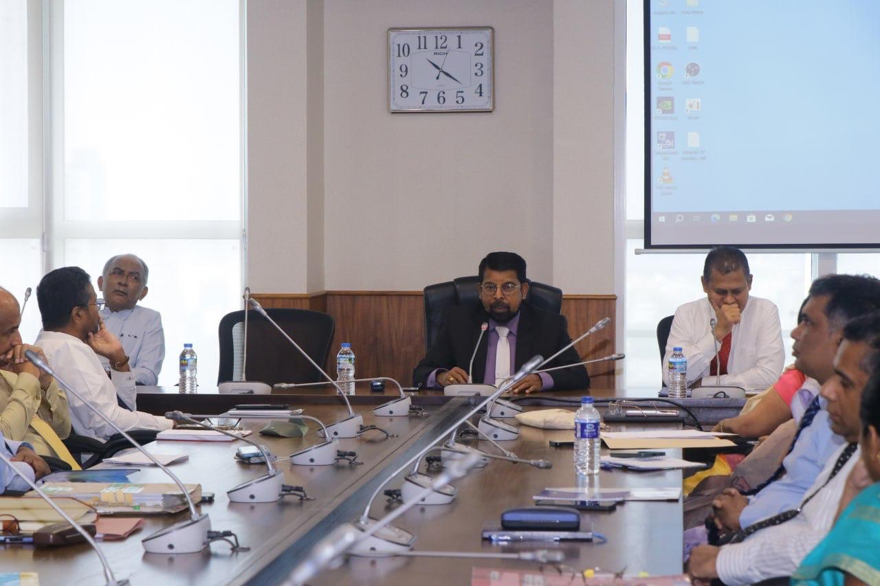 ග්‍රාම නිලධාරීන් ඇතුළු බිම් මට්ටමේ රාජ්‍ය සේවය තාක්ෂණයෙන් සවිබල ගැන්වීමට රජයෙන් විශේෂ පියවර 