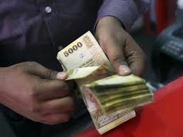 තුල්හිරිය හා පූගොඩ පේෂ කර්මාන්තශාලාවල රැකියා අහිමි වූ සේවකයින්ට වන්දි