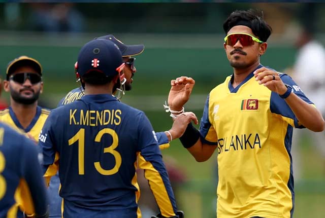 ඔිමානය සමඟ තරග කළ ශ්‍රිලංකා පිළට විශිෂ්ට ජයක්