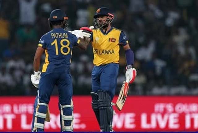 ශ්‍රී ලංකාවට විශිෂ්ට ජයක්