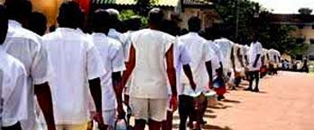 බන්ධනාගාර රැඳවියන් 49කට ජනාධිපති සමාව 