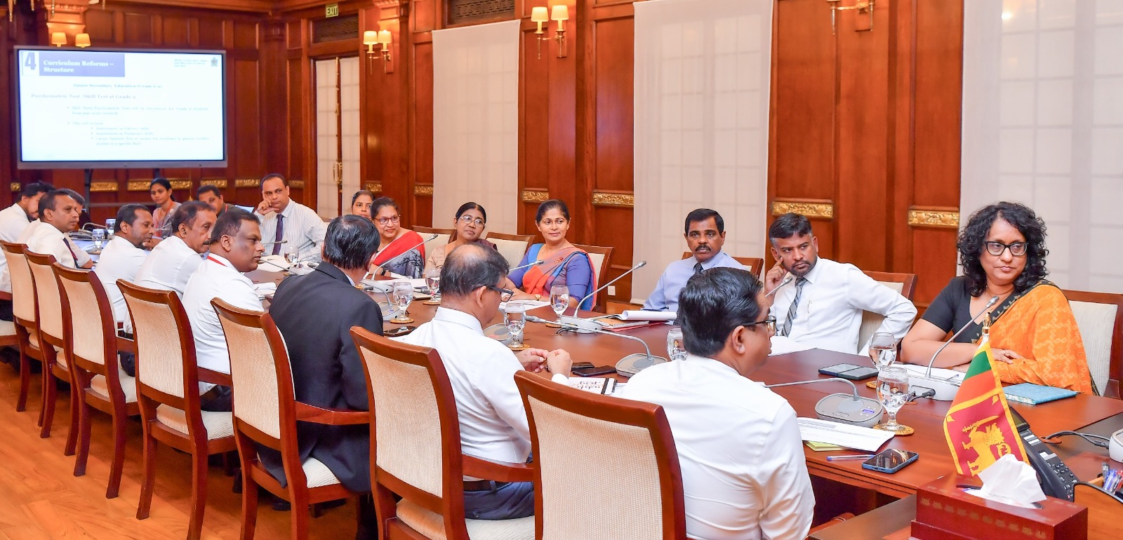 යෝජිත නව අධ්‍යාපන ප්‍රතිසංස්කරණ ක්‍රියාවලිය සම්බන්ධයෙන් සාකච්ඡාවක් 