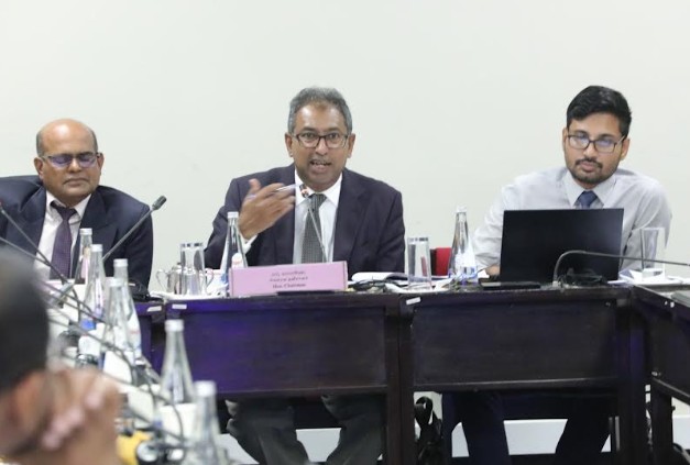 විගණකාධිපතිවරියගේ වැටුප් අනුමත කිරීමට රජයේ මුදල් පිළිබඳ කාරක සභාවේ අනුමැතිය