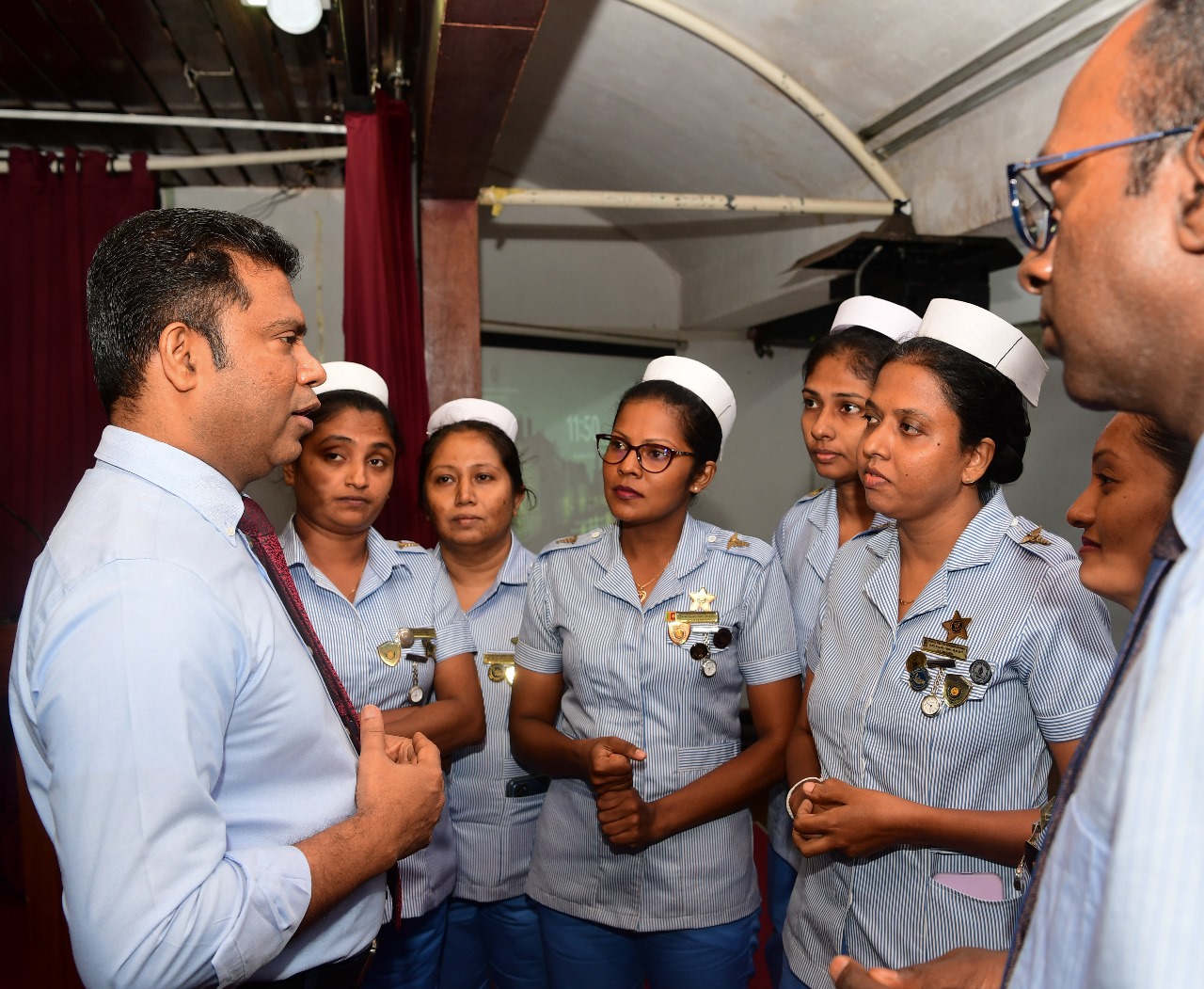 දිවයින පුරා ප්‍රාථමික සෞඛ්‍ය සේවා  නව  මධ්‍යස්ථාන 2000 ක්