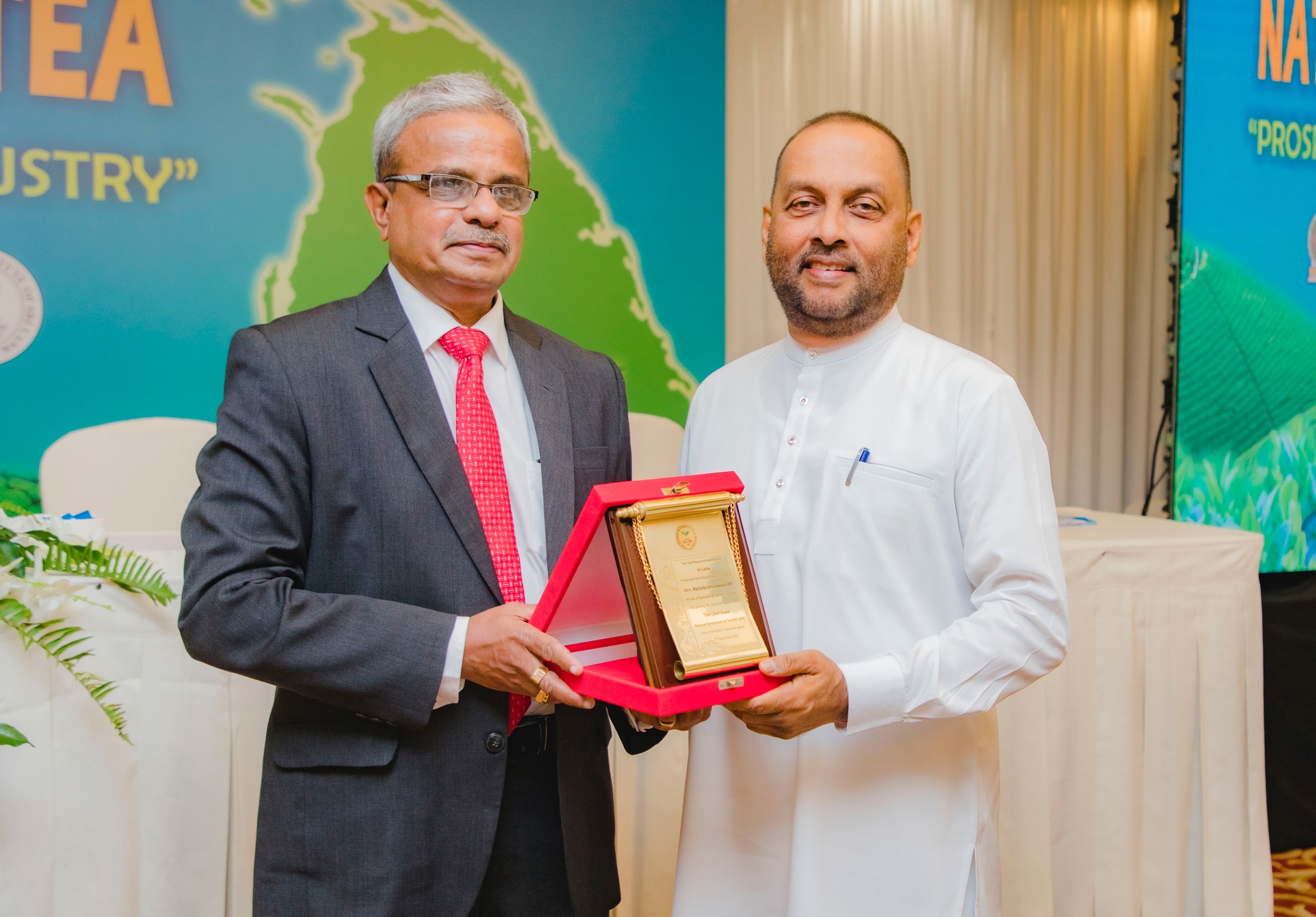 ශ්‍රී ලංකාවේ තේ කර්මාන්තයේ උන්නතියට පර්යේෂණ පත්‍රිකා 34ක් එළි දකී