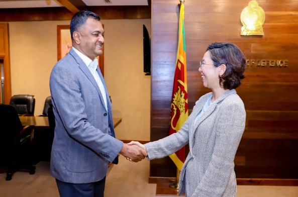 Ambassador of the Republic of Korea Calls on Defence Secretary