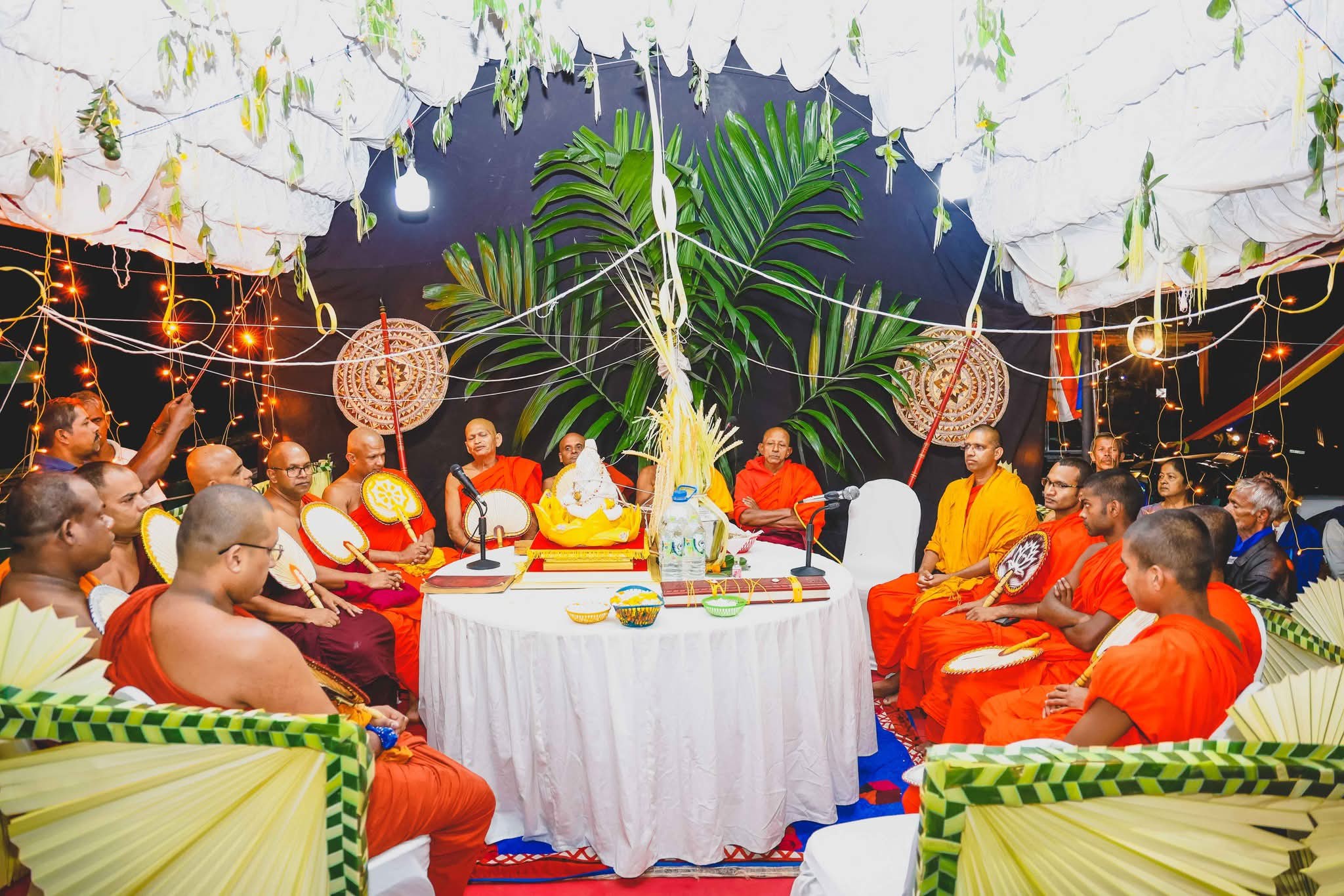  ඇල්ල අනතුරින් මිය සැමට පිං පමුණුවා එම අනතුර ස්ථානයේ පිංකම්