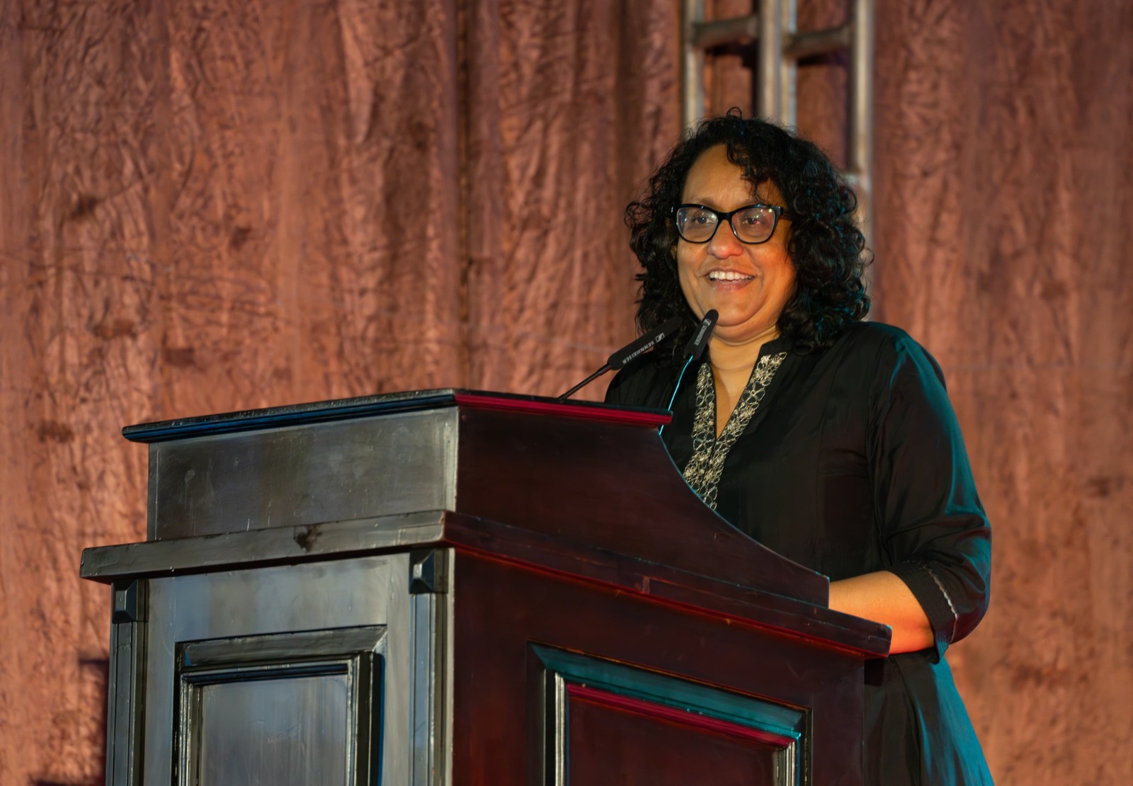 සමාජයේ එක පිරිසකට නොව සමස්ත ජනතාවට නිදහස බුක්තිවිඳීමට අවස්ථාව උදාකර දීම රජයේ අරමුණයි 