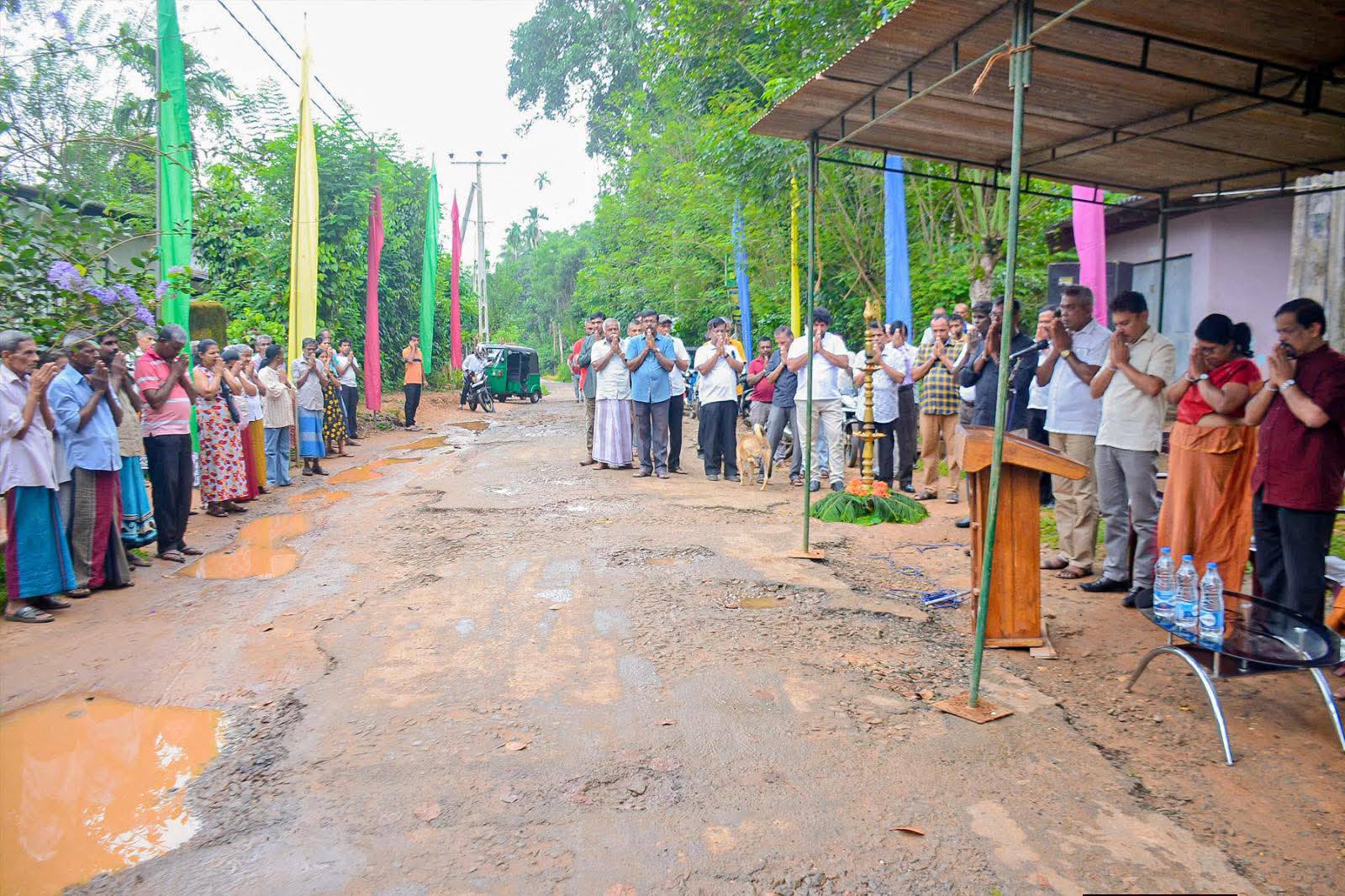 මාතලේ රත්තොට පොල්වත්ත මාර්ගය සංවර්ධනය කරයි 