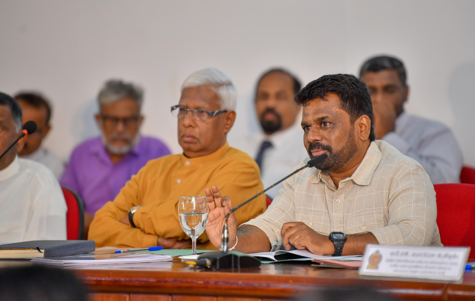 සංවර්ධන ව්‍යාපෘතිවල ප්‍රමාදය වළක්වා ගැනීම ප්‍රධාන කාර්යයක් ලෙස සලකන්න