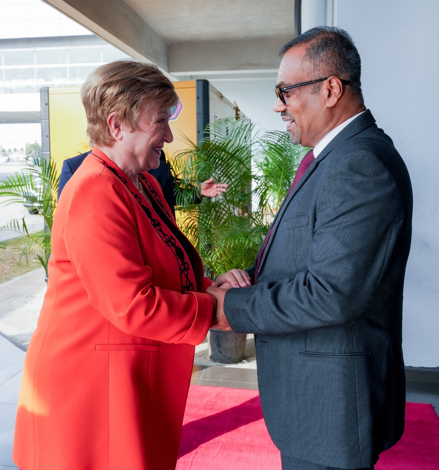 ජාත්‍යන්තර මූල්‍ය අරමුදලේ (IMF) කළමනාකාර අධ්‍යක්ෂක ඇතුළු නියෝජිත කණ්ඩායම දිවයිනට