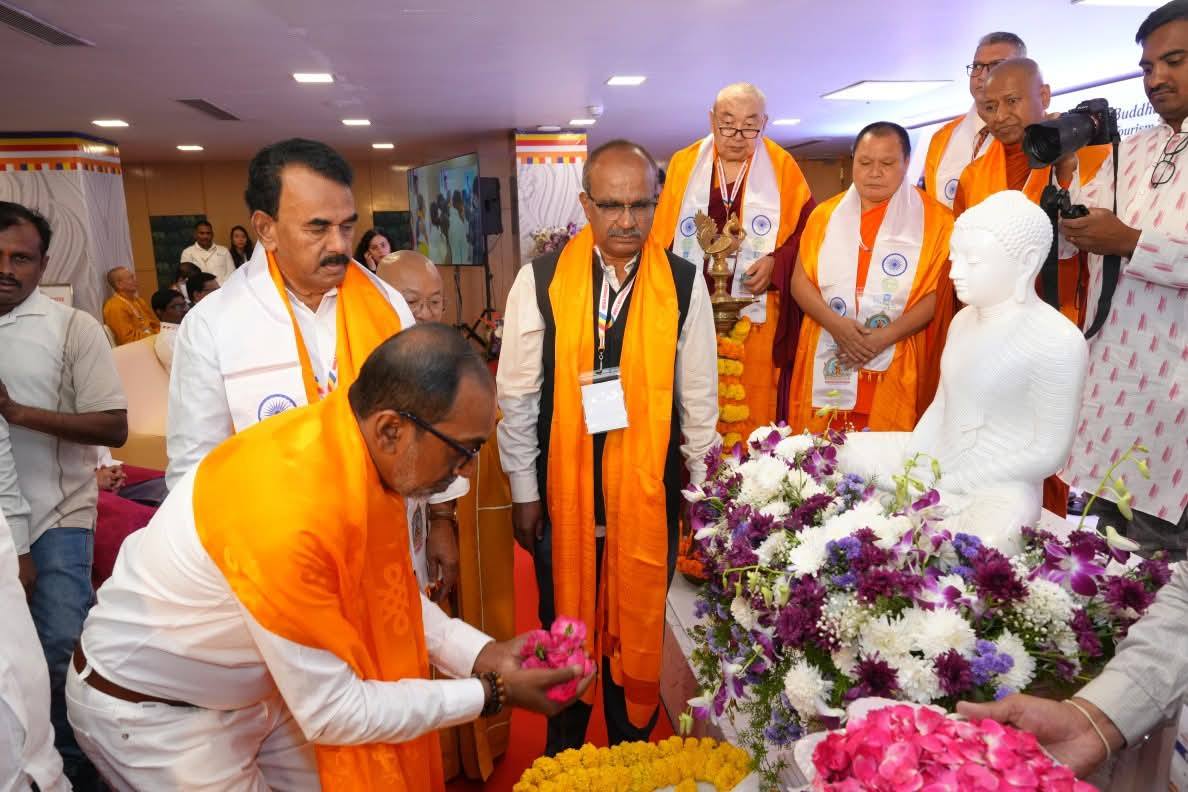 ලෝක බෞද්ධ සාම සම්මේලනය හයිද්‍රාබාද්හිදී සාර්ථකව අවසන් වෙයි