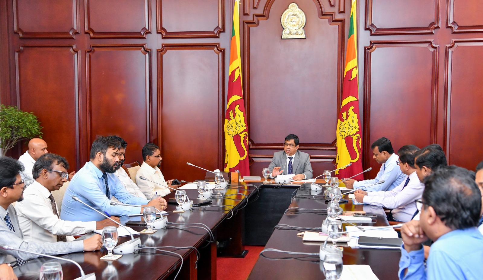 ‘ඩෙංගු වසංගත තත්ත්වය පාලනය කිරීමට තිරසර විසඳුම් සෙවීම රජයේ අරමුණයි’ – ජනාධිපති ලේකම්