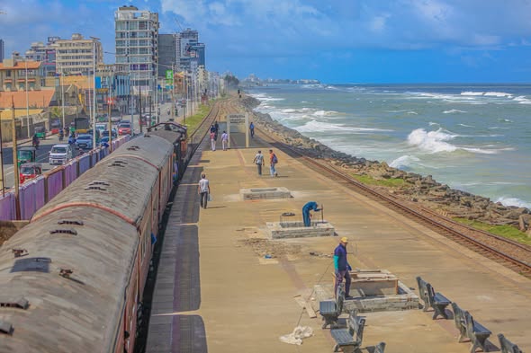 "සිහින ගමනාන්තයක්" ව්‍යාපෘතිය යටතේ බම්බලපිටිය දුම්රිය ස්ථානයේ නවීකරණය කරයි
