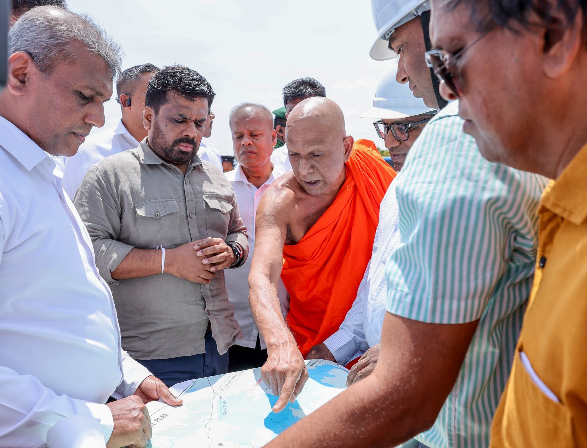 ජනපති පහළ මල්වතුඔය බහුකාර්ය සංවර්ධන ව්‍යාපෘතියේ නිරීක්ෂණ චාරිකාවක