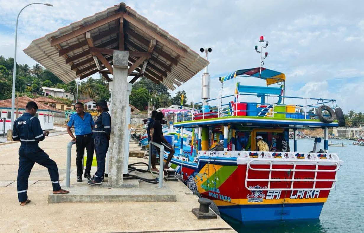 ගන්දර ධීවර වරායේ සීමිත මෙහෙයුම් කටයුතු ආරම්භ කෙරේ