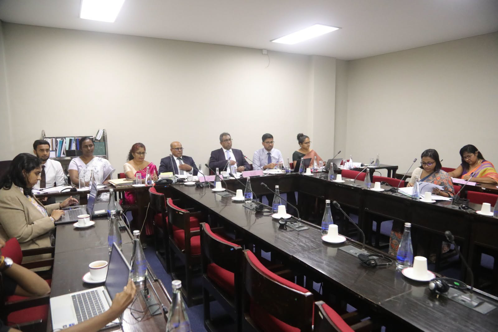අල්ලස් හෝ දූෂණ විමර්ශන කොමිෂන් සභාවේ 2027 වර්ෂය සඳහා වූ අයවැය ඇස්තමේන්තුවට රජයේ මුදල් පිළිබඳ කාරක සභාවේදී සලකා බැලේ