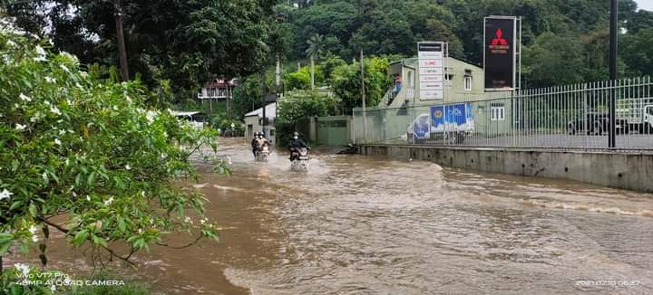 රත්නපුරට ගං වතුර තත්ත්වයක් ඇතිවීමේ ඉහළ අවධානමක්