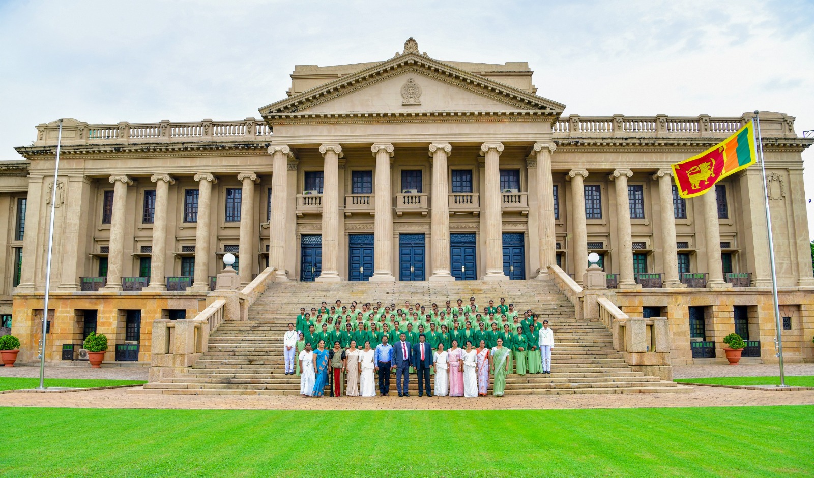 කැලණිය හෙලේනා විජේවර්ධන බාලිකා මහා විද්‍යාලයේ ශිෂ්‍ය පාර්ලිමේන්තු මංගල සැසිවාරය ජනාධිපති ලේකම් කාර්යා‍ලයේ දී