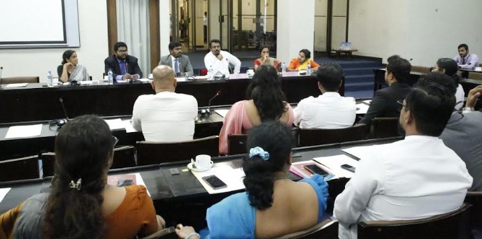 30කට පසුව පත්වන ජාතික තරුණ  සංගමයේ  සාමාජිකාවන්ට පාර්ලිමේන්තුවේදී විශේෂ වැඩසටහනක් 