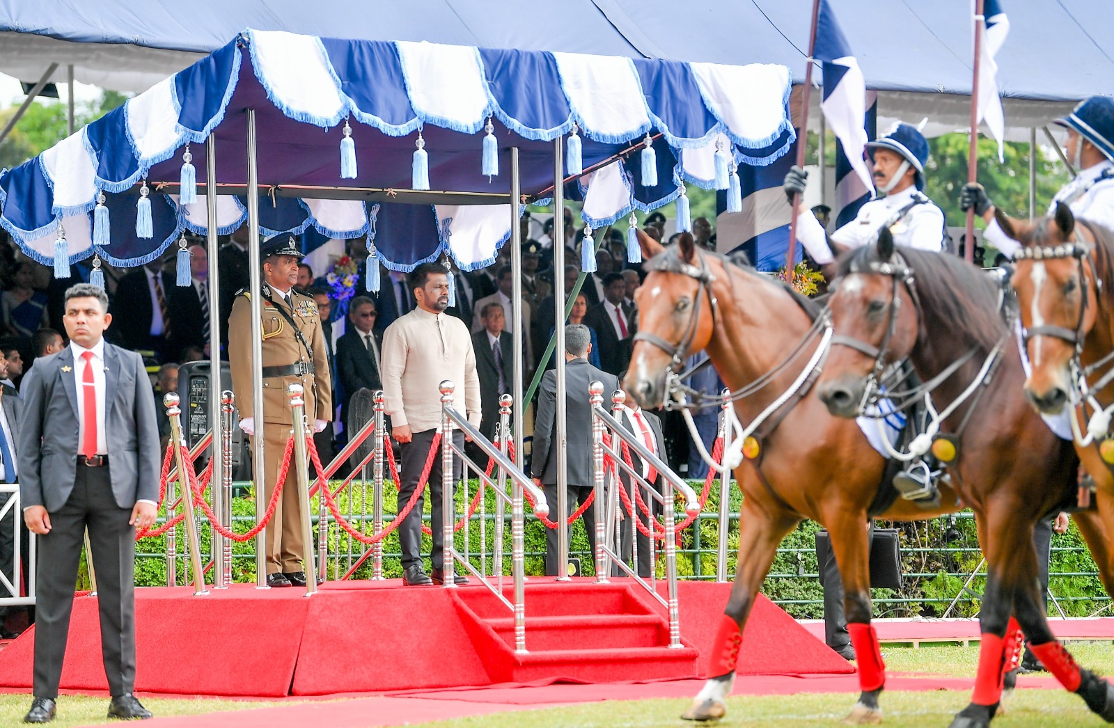 කිසිදු අපරාධයක් කාලයේ වැලි තලාවෙන් වැසී යාමට ඉඩ තබන්නේ නැහැ- ජනපති  