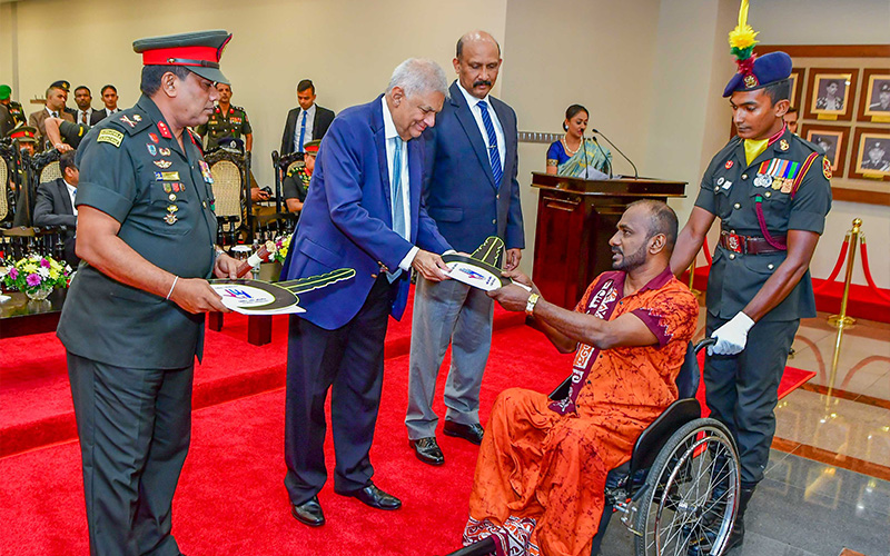 ආබාධිත රණවිරුවන්ගේ රැකවරණය සහ සුබසාධනය වෙනුවෙන් රජයෙන් ලබාදිය හැකි සෑම සහායක්ම ලබා දෙනවා- ජනපති 