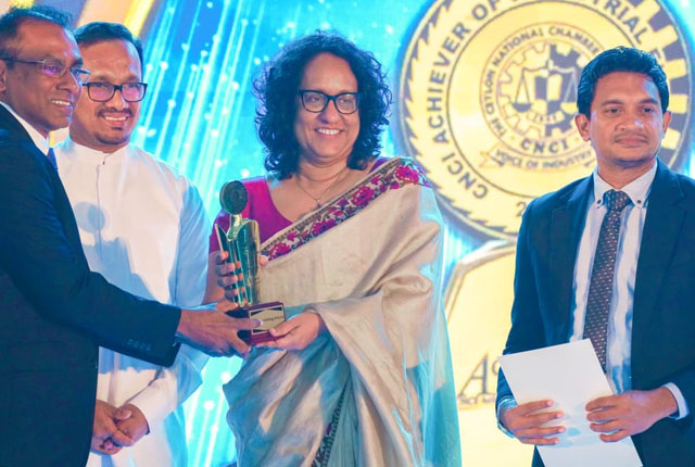 “දේශීය ව්යවසායකයින් සංවර්ධනය කිරීමට රජය පියවර ගන්නවා “