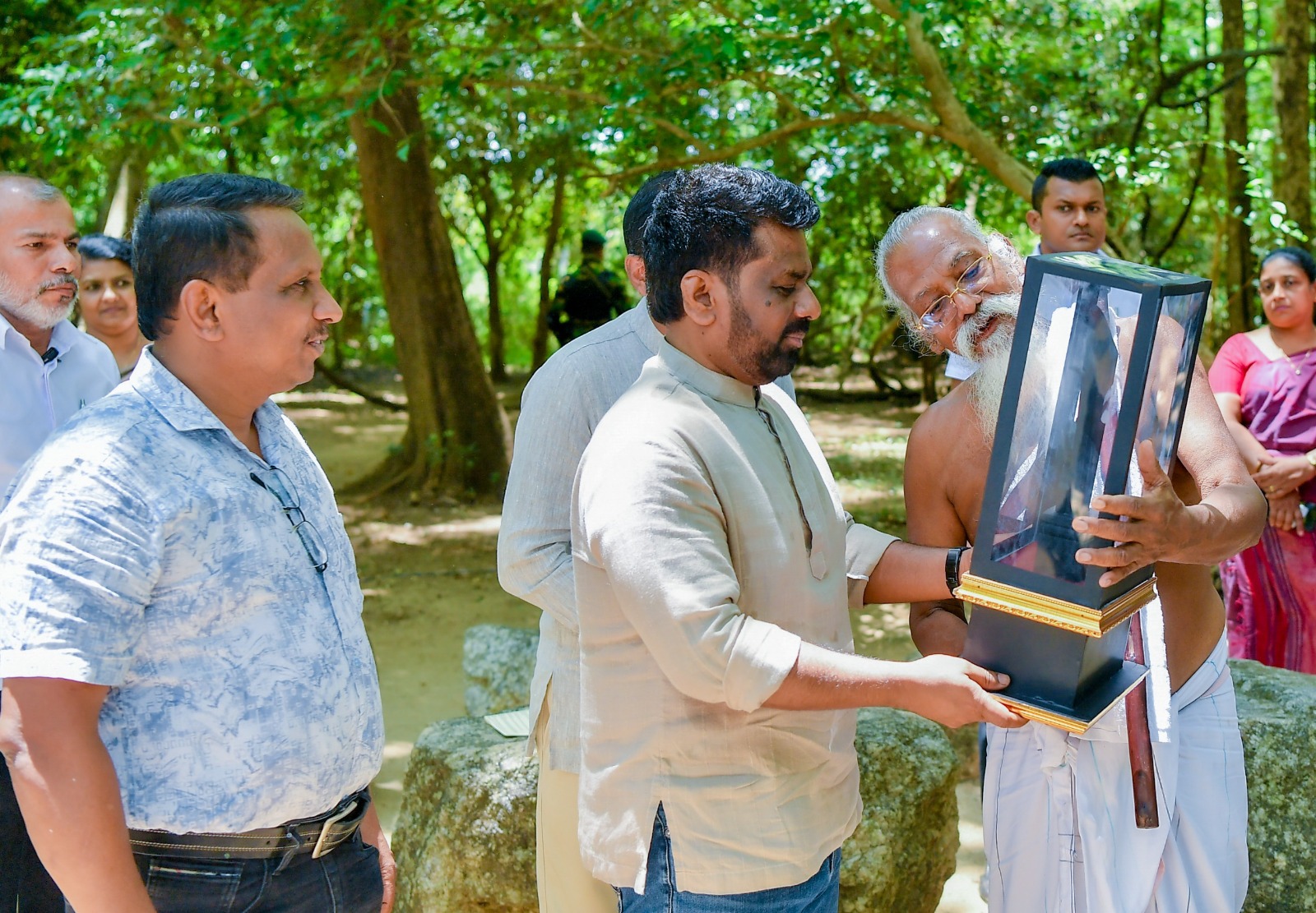 ලෝක ආදිවාසී දින ජාතික සැමරුම් උත්සවය ජනපති ප්‍රධානත්වයෙන්