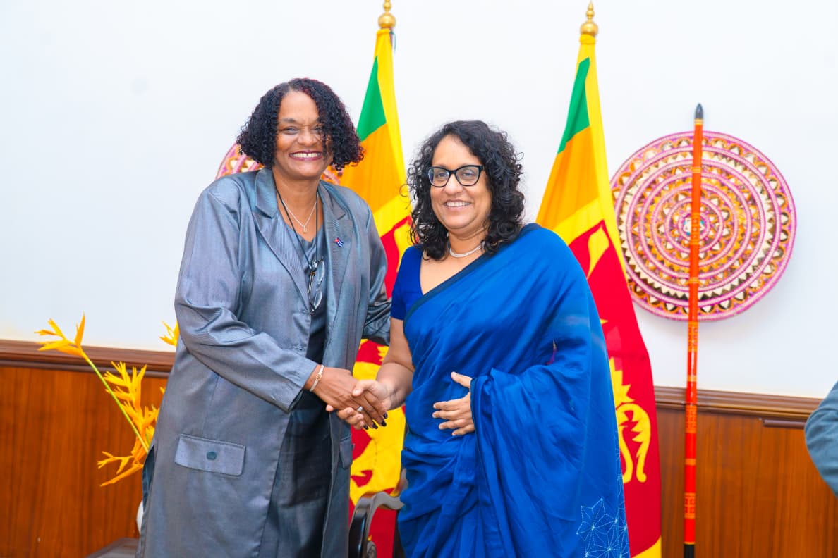 ශ්‍රී ලංකාවේ කියුබානු ජනරජයේ තානාපති සහ අග්‍රාමාත්‍යවරිය අතර හමුවක්