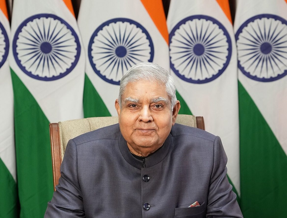 ඉන්දියාවේ උප ජනාධිපති ධුරයෙන් ඉල්ලා අස්වෙයි