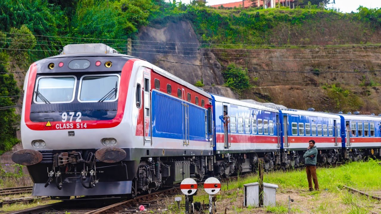 උඩරට මාර්ගයේ දුම්රිය ගමනාගමනය තවදුරටත් සීමා කෙරේ