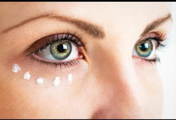 TREATMENTS  FOR  UNDER  EYE  DARKNESS